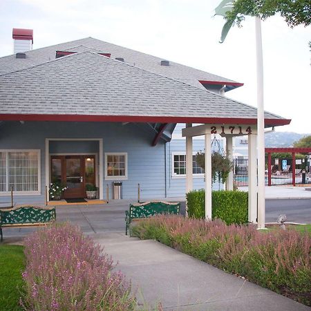 Geyserville Inn Buitenkant foto